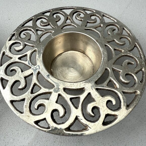 Vintage Silver Plated Brass Candle Holders Set Of 2 Round Heart Cutouts India - Picture 3 of 8